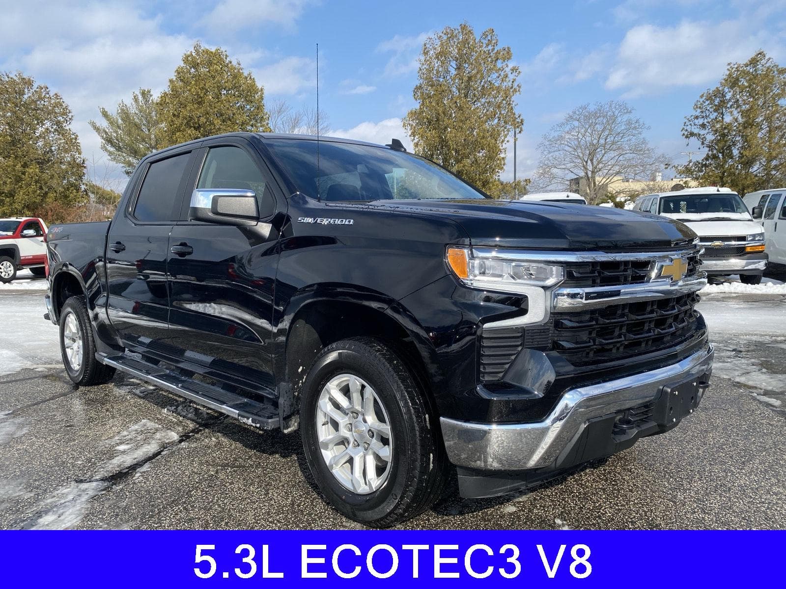 2024 Chevrolet Silverado 1500 LT Crew Cab 4WD