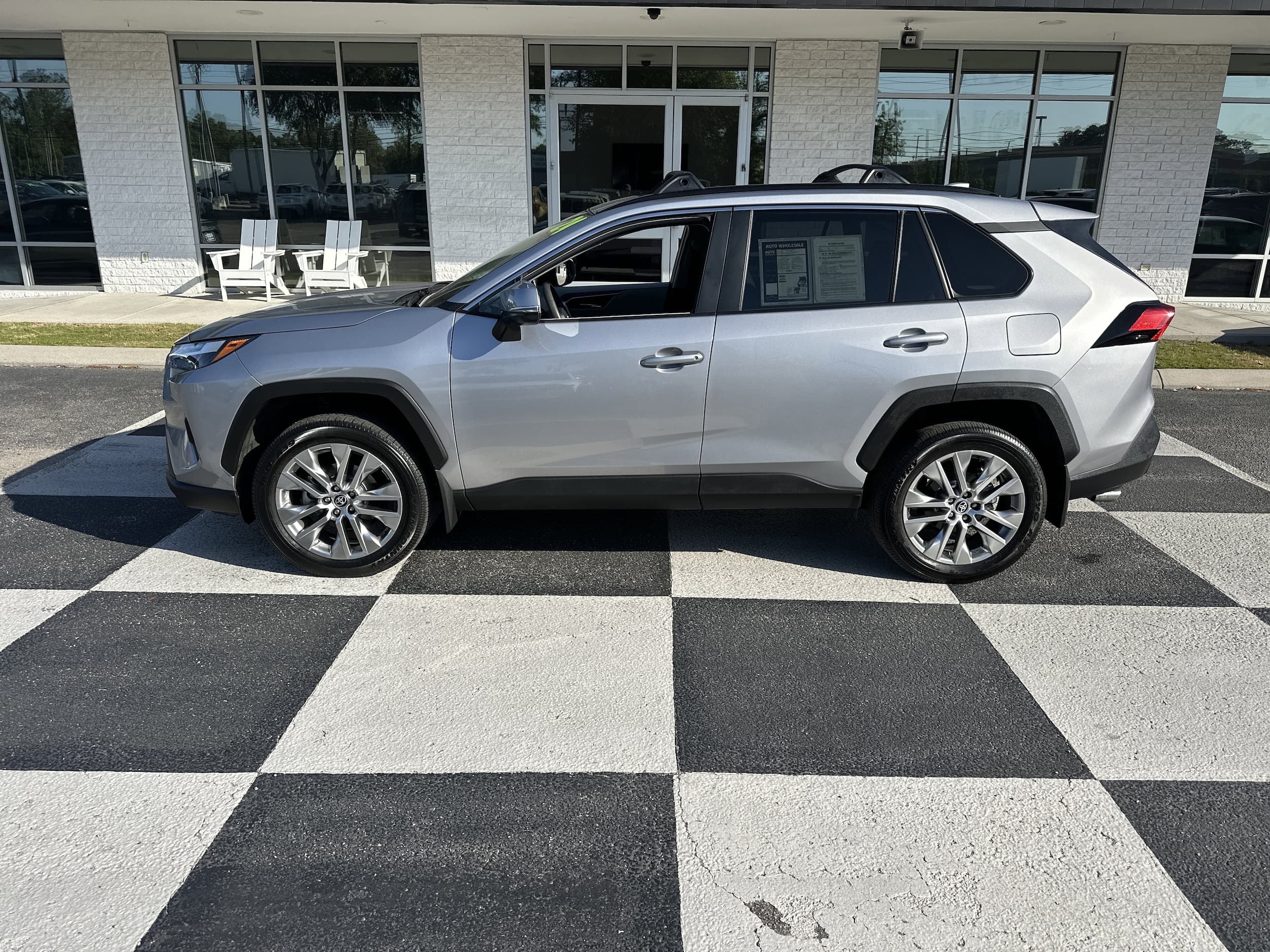 2024 Toyota RAV4 XLE Premium FWD