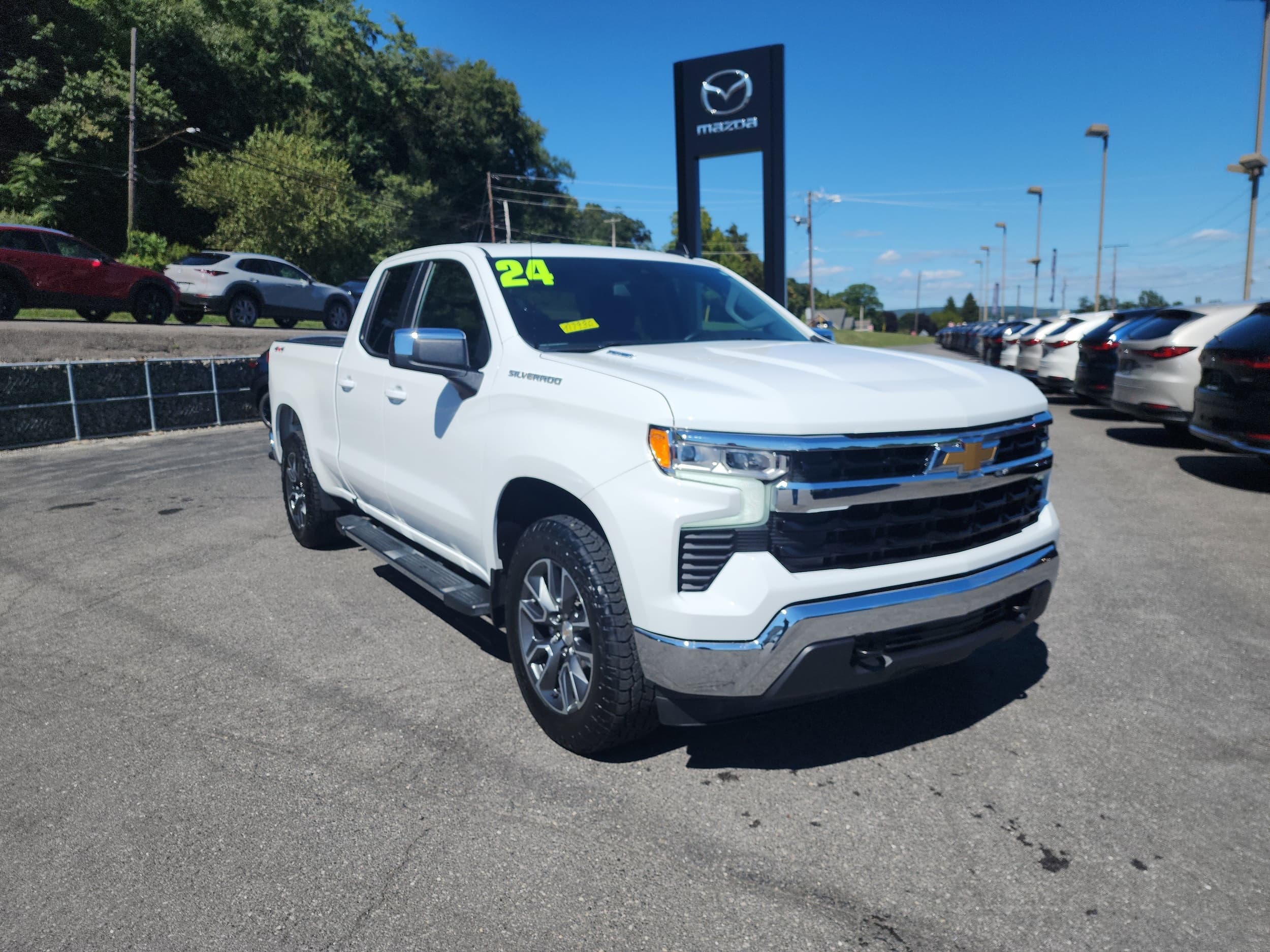 2024 Chevrolet Silverado 1500 LT Double Cab 4WD