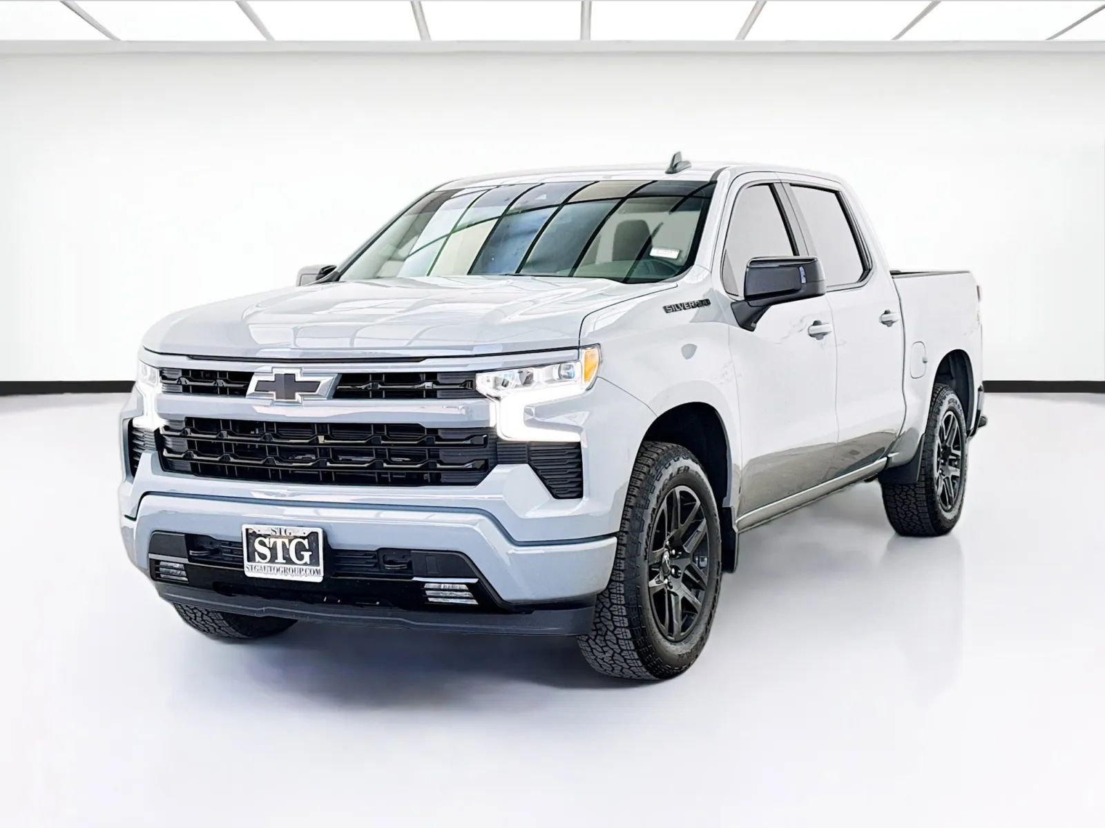 2025 Chevrolet Silverado 1500 RST Crew Cab RWD