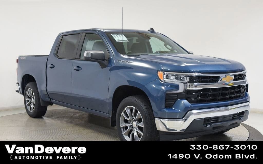 2024 Chevrolet Silverado 1500 LT Crew Cab 4WD