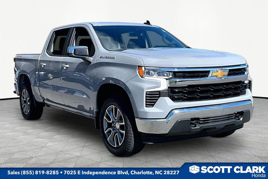 2024 Chevrolet Silverado 1500 LT Crew Cab 4WD