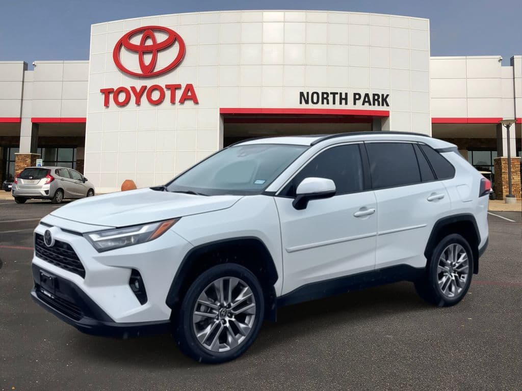 2024 Toyota RAV4 XLE Premium FWD