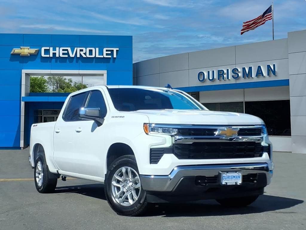 2024 Chevrolet Silverado 1500 LT Crew Cab 4WD