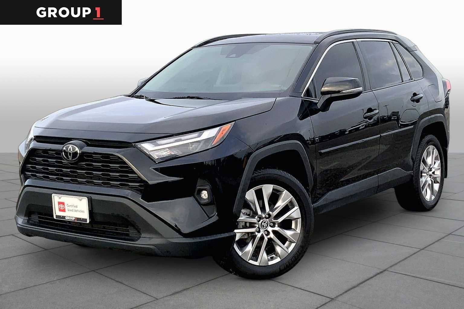 2024 Toyota RAV4 XLE Premium FWD